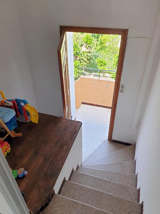 Appartement 62 M2 1Er Etage Avec Jardin Au Rdc Saint-Genis-des-Fontaines Ngoại thất bức ảnh